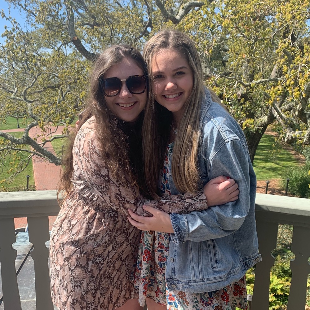 Meet your Posher, Ellie